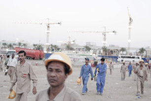 DUBAI, UNITED ARAB EMIRATES: 22 APRIL 2009: Construction of the Burj building, Dubai. (Photo by David Gillanders)
www.davidgillanders.com